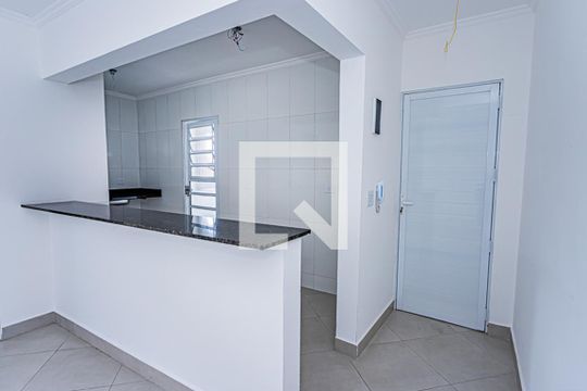 Cozinha de apartamento para alugar com 1 quarto, 53m² em Jardim Sao Jose, São Paulo