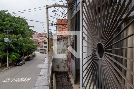 Varanda de casa à venda com 6 quartos, 135m² em Cidade Antônio Estêvão de Carvalho, São Paulo