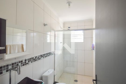 Banheiro de casa à venda com 3 quartos, 202m² em Dos Casa, São Bernardo do Campo