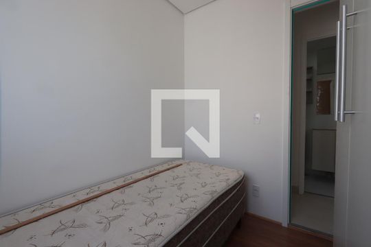 Quarto 2 de apartamento para alugar com 2 quartos, 40m² em Vila Graciosa, São Paulo