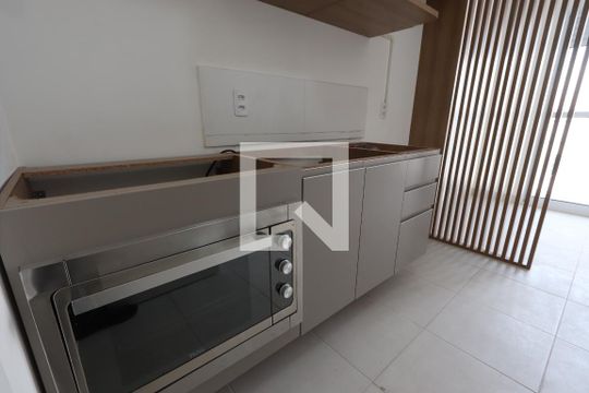 Cozinha de apartamento para alugar com 2 quartos, 40m² em Vila Graciosa, São Paulo