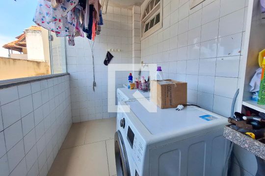 Área de Serviço de casa à venda com 7 quartos, 524m² em Piratininga, Niterói