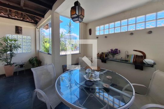 Varanda da Sala 1 de casa à venda com 7 quartos, 524m² em Piratininga, Niterói