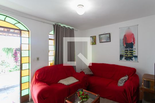 Sala de casa à venda com 6 quartos, 284m² em Copacabana, Belo Horizonte