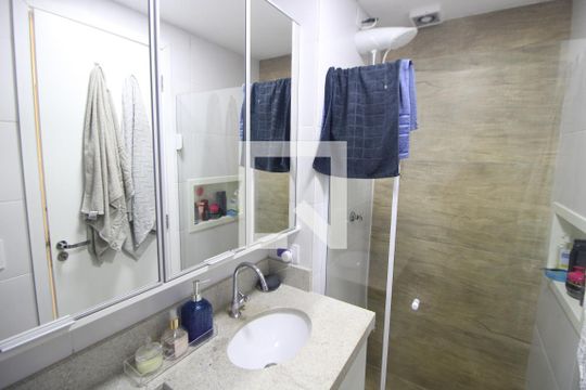 Banheiro de apartamento à venda com 2 quartos, 40m² em Jardim Paraíso, São Paulo