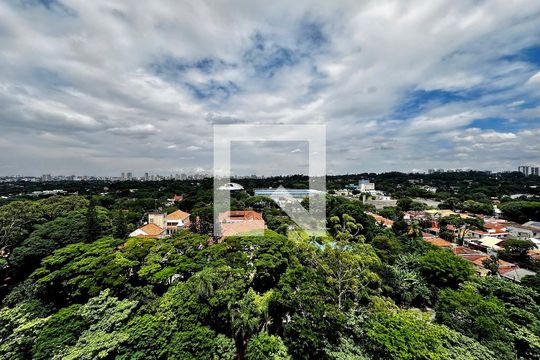 Vista de kitnet/studio para alugar com 0 quarto, 28m² em Santo Amaro, São Paulo