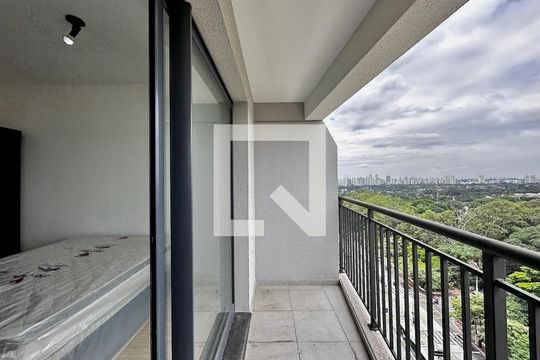 Sacada de kitnet/studio para alugar com 0 quarto, 28m² em Santo Amaro, São Paulo