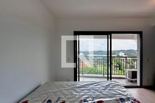 Quarto de kitnet/studio para alugar com 0 quarto, 28m² em Santo Amaro, São Paulo