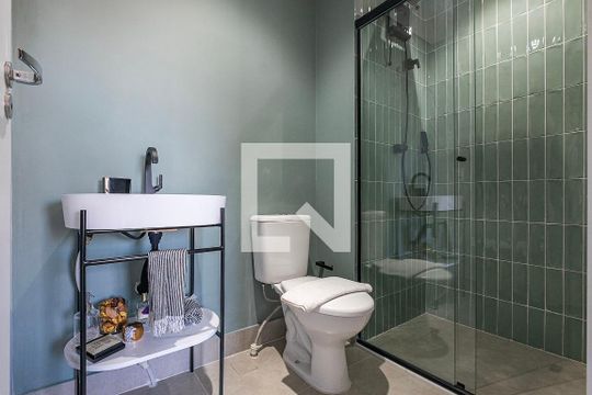 Suíte - Banheiro de apartamento para alugar com 1 quarto, 29m² em Vila Madalena, São Paulo
