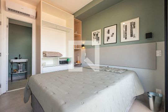 Suíte de apartamento para alugar com 1 quarto, 29m² em Vila Madalena, São Paulo