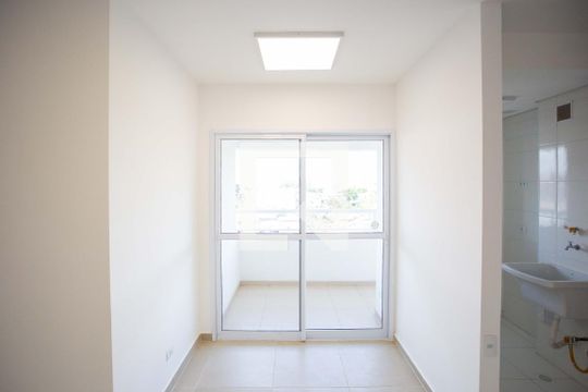 Sala de apartamento para alugar com 2 quartos, 45m² em Centro, Diadema