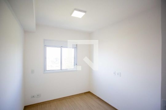Quarto 1 de apartamento para alugar com 2 quartos, 45m² em Centro, Diadema