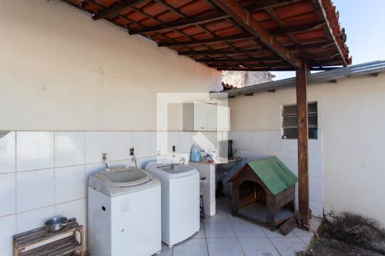 Área de Serviço de casa à venda com 4 quartos, 360m² em Santa Terezinha, Belo Horizonte