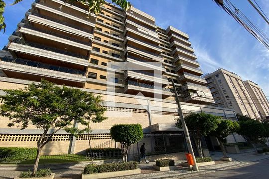 Fachada de apartamento à venda com 4 quartos, 288m² em Méier, Rio de Janeiro