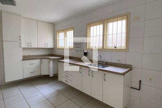 Cozinha de casa à venda com 3 quartos, 209m² em Vila da Saúde, São Paulo
