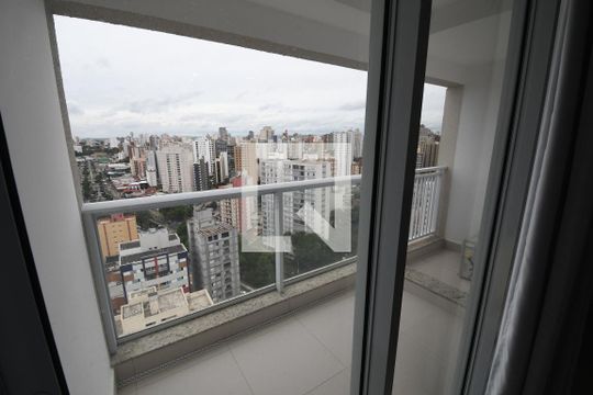 Sacada de kitnet/studio para alugar com 1 quarto, 42m² em Centro, Campinas