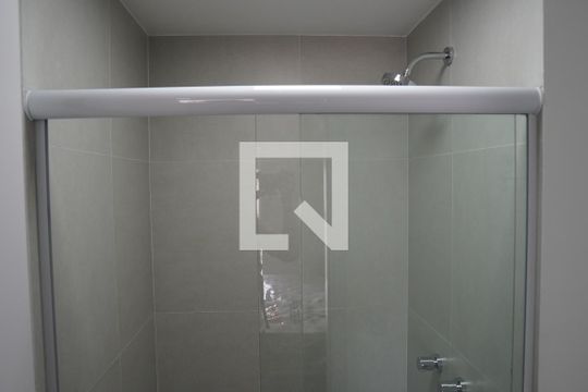 Banheiro de kitnet/studio à venda com 1 quarto, 23m² em Paraíso, São Paulo