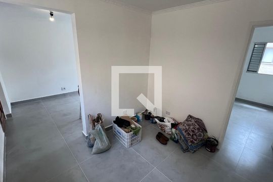 Sala de apartamento para alugar com 3 quartos, 77m² em Alto de Pinheiros, São Paulo