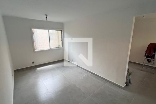 Apartamento para alugar com 3 quartos, 77m² em Alto de Pinheiros, São Paulo