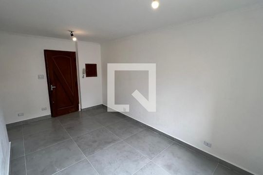 Sala de apartamento para alugar com 3 quartos, 77m² em Alto de Pinheiros, São Paulo