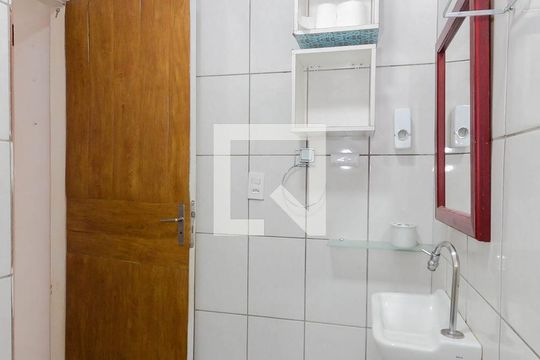 Banheiro de apartamento à venda com 2 quartos, 40m² em Jardim Tranquilidade, Guarulhos