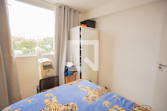 QUARTO de apartamento para alugar com 1 quarto, 75m² em Parque Anhanguera, São Paulo