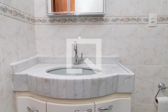 Banheiro 1 de apartamento à venda com 3 quartos, 79m² em Vila Guilhermina, São Paulo