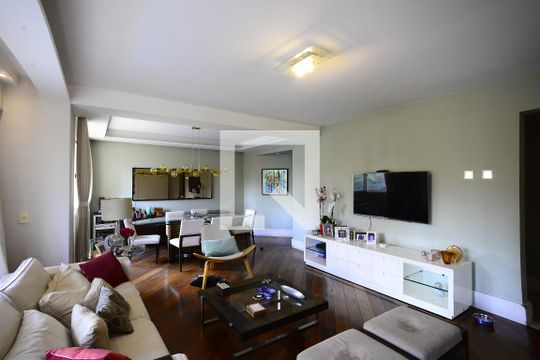 Sala de apartamento para alugar com 3 quartos, 160m² em Chácara Klabin, São Paulo