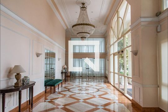 Hall de Entrada de apartamento para alugar com 3 quartos, 160m² em Chácara Klabin, São Paulo