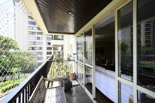 Varanda de apartamento para alugar com 3 quartos, 160m² em Chácara Klabin, São Paulo