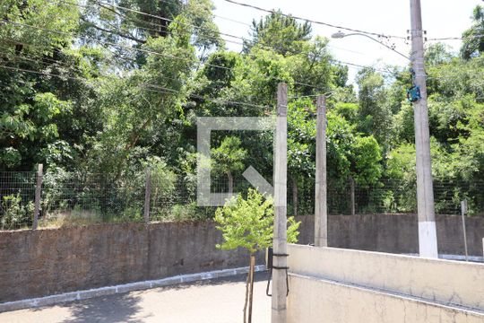 Vista de casa para alugar com 1 quarto, 90m² em Formoza, Alvorada