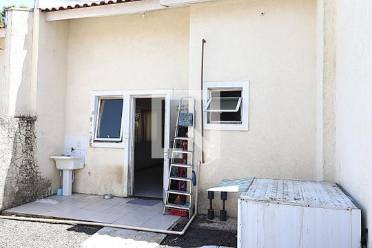 Área de Serviço de casa para alugar com 1 quarto, 90m² em Formoza, Alvorada