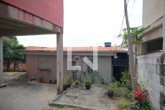Edícula de casa à venda com 4 quartos, 372m² em Glalija, Belo Horizonte