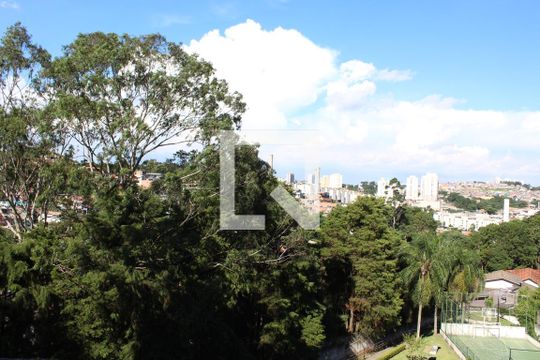 Vista da Suíte de apartamento para alugar com 2 quartos, 56m² em Granja Viana, Cotia