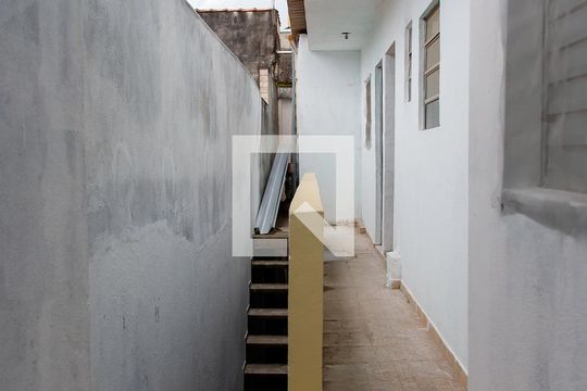 Área comum de casa à venda com 5 quartos, 188m² em Santa Maria, Osasco