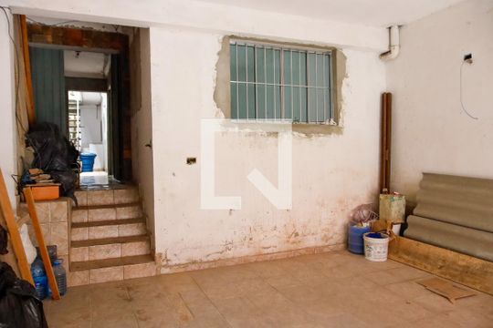 Garagem de casa à venda com 5 quartos, 188m² em Santa Maria, Osasco