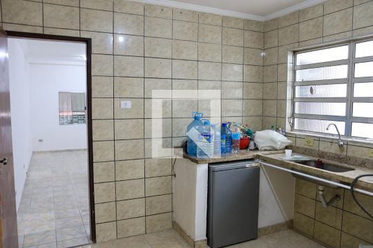 Cozinha de casa à venda com 5 quartos, 188m² em Santa Maria, Osasco