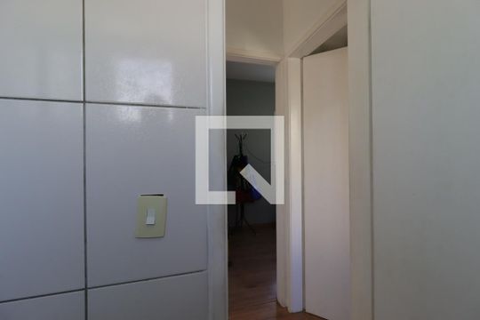 Banheiro de apartamento à venda com 2 quartos, 72m² em Parque das Nações, Santo André