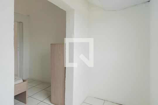 Quarto 1 de casa de condomínio à venda com 1 quarto, 40m² em São José, Porto Alegre