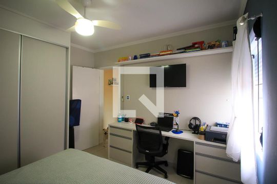 Quarto Suíte de casa à venda com 2 quartos, 144m² em Vila Lucia, São Paulo
