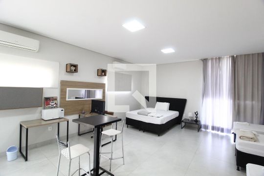 Kitnet/Studio para alugar com 1 quarto, 50m² em Jardim Karaíba, Uberlândia