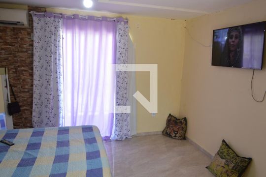 Suíte de casa de condomínio à venda com 1 quarto, 200m² em Tanque, Rio de Janeiro