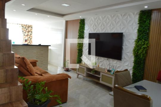Sala de casa de condomínio à venda com 1 quarto, 200m² em Tanque, Rio de Janeiro