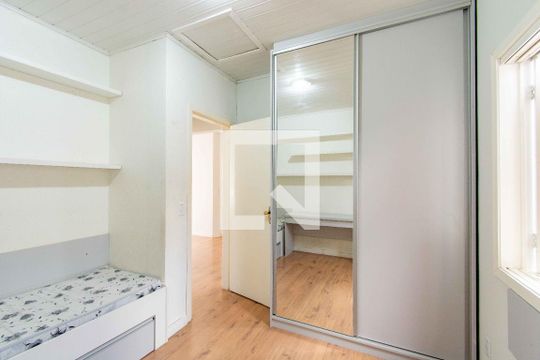 Quarto 2 de casa para alugar com 2 quartos, 75m² em São José, Canoas