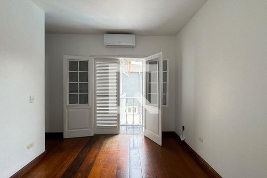 Suíte 1 de casa de condomínio à venda com 4 quartos, 250m² em Tamboré, Santana de Parnaíba