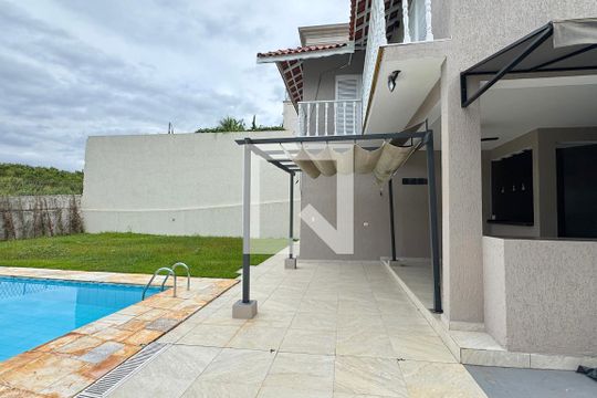 Churrasqueira de casa de condomínio à venda com 4 quartos, 250m² em Tamboré, Santana de Parnaíba