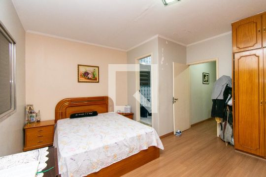 Suíte de casa à venda com 3 quartos, 355m² em Vila Augusta, Guarulhos