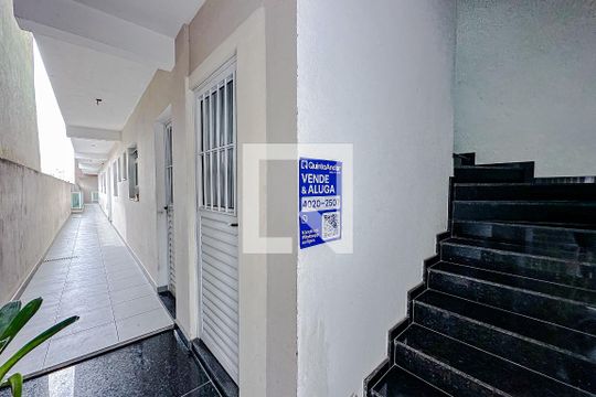 Área comum - Plaquinha de kitnet/studio para alugar com 1 quarto, 25m² em Vila Canero, São Paulo