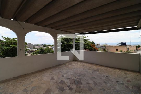Terraço de casa à venda com 3 quartos, 295m² em Tauá, Rio de Janeiro