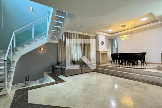 Casa de Condomínio à venda com 4 quartos, 403m² em Parque Sinai, Santana de Parnaíba